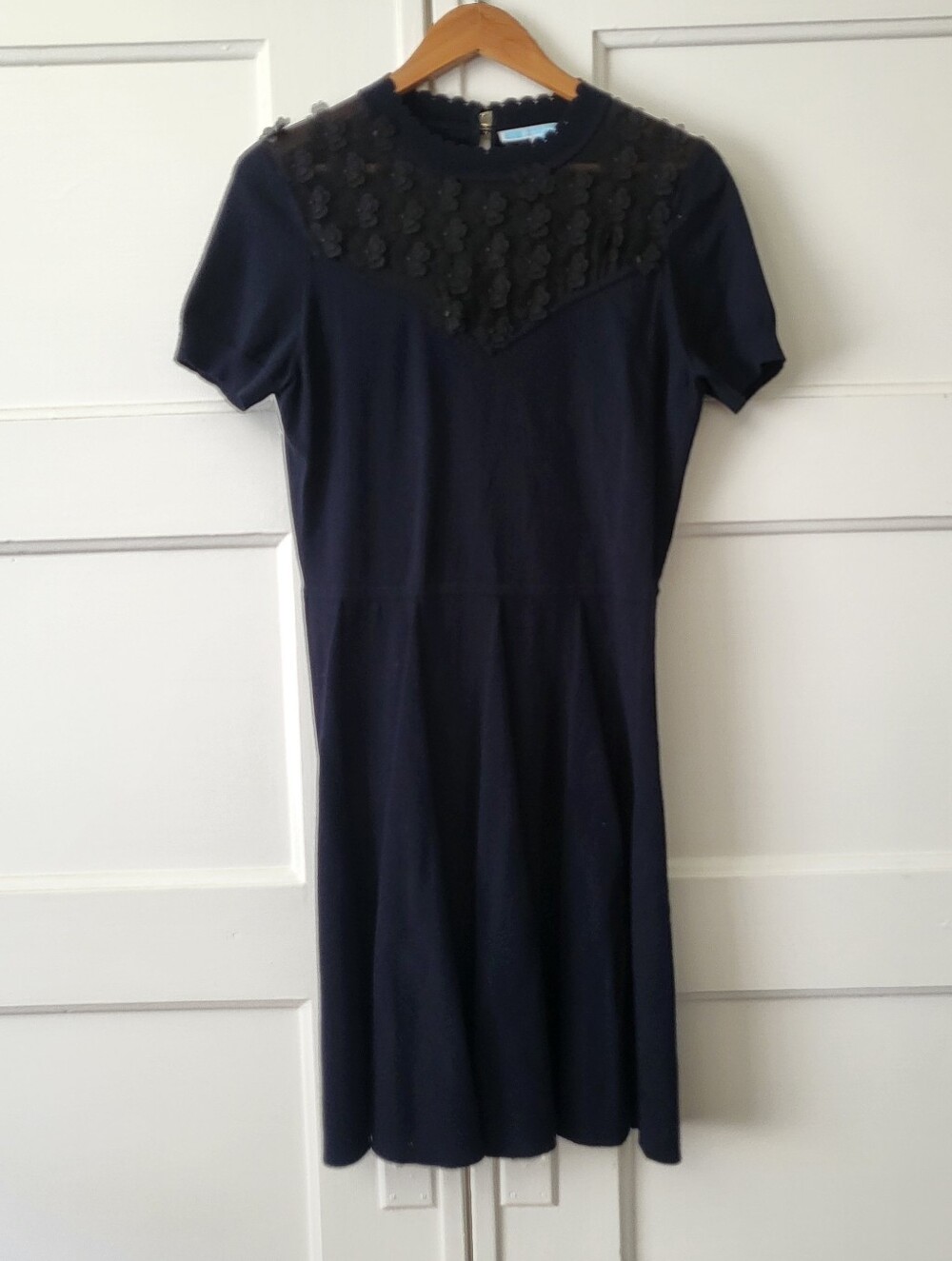 Draper James Navy Knit Floral Cap Sleeve Skater Dress w/ Chiffon Floral Cutout M